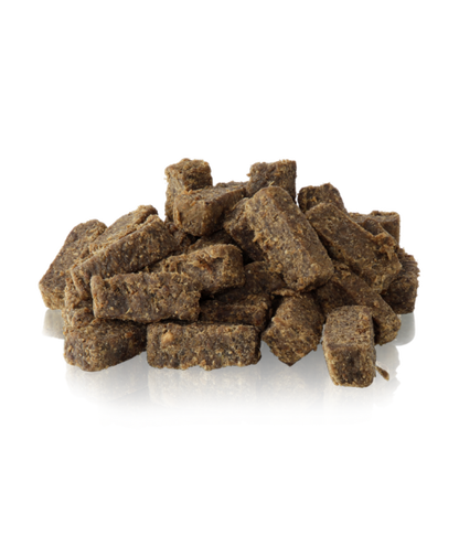 ESSENTIAL FINEST BEEF & HERB SQUARES 125g
