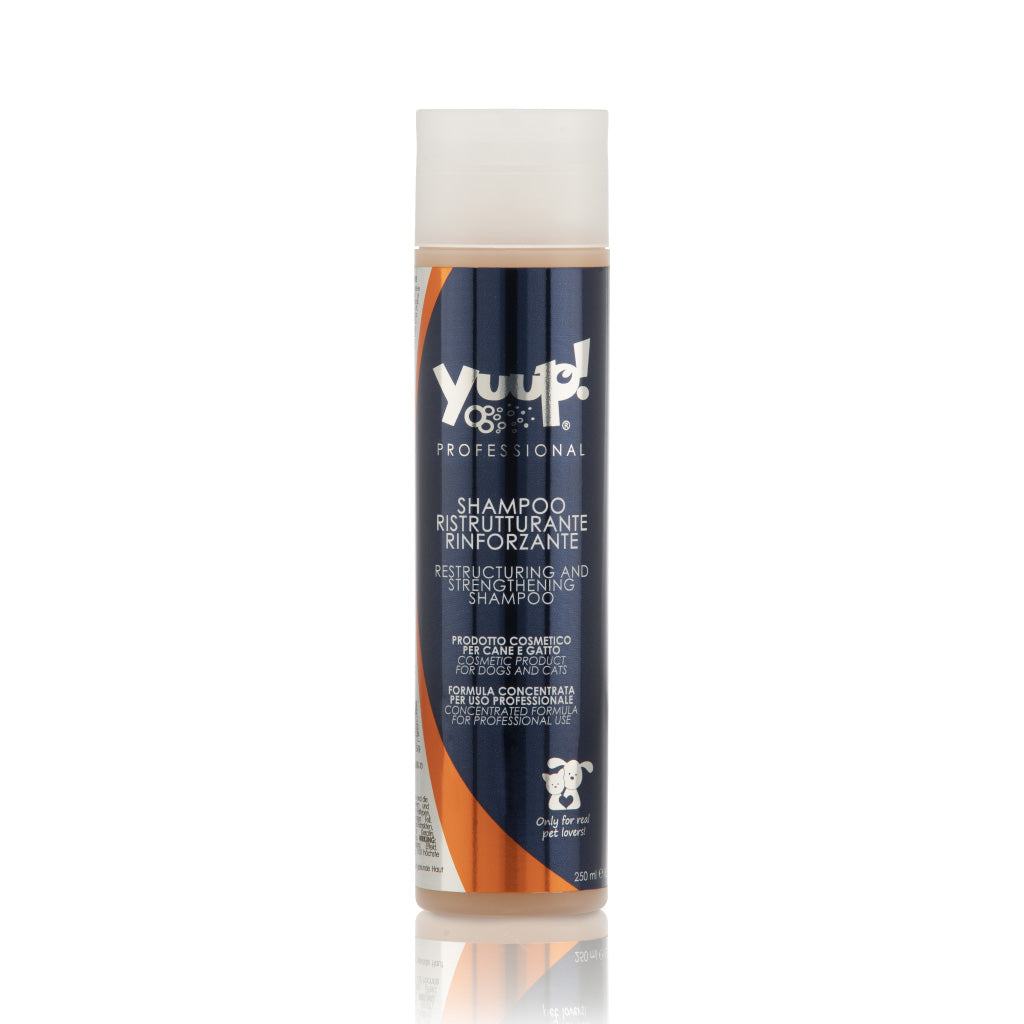 Yuup! Professionel Genopbyggende og Styrkende Shampoo